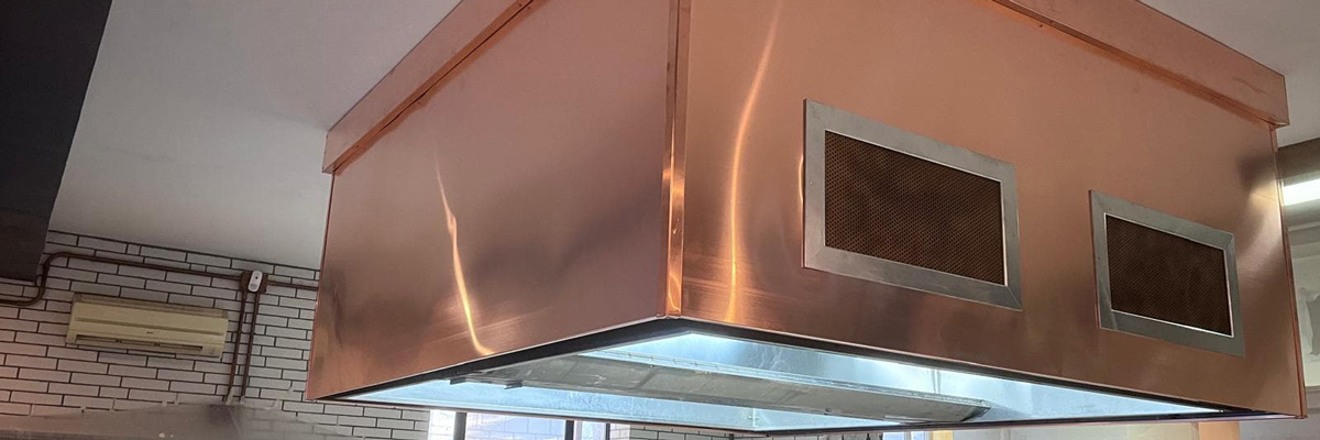 Comignoli, cucce e cappe personalizzate