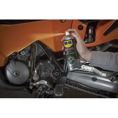 CERA LUCIDANTE MOTO SPRAY WD-40 SPECIALIST - immagine 3
